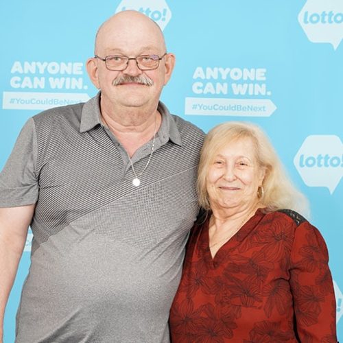 Lottery winners Patsy and Robert McNeilly of Courtenay (Image credit: B.C. Lottery Corporation)